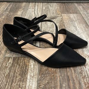 Kelly & Katie Eluna Flat